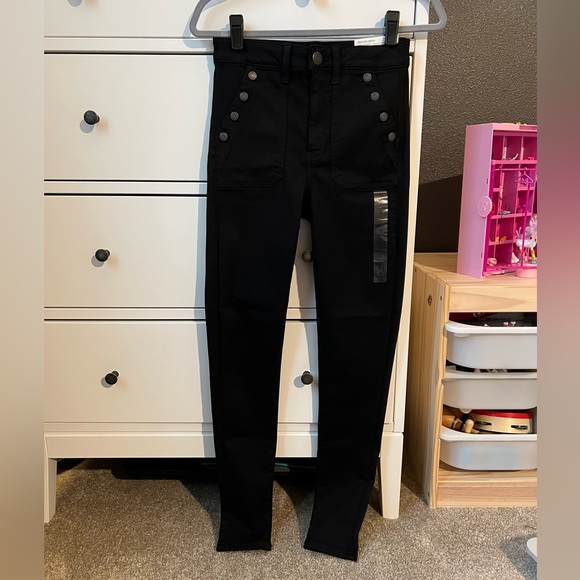 American Eagle Super Hi-Rise Jeggings with Button Details - Picture 2 of 14